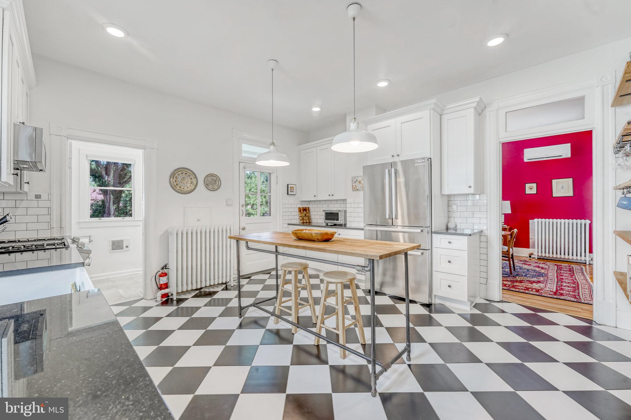 MOUNT RAINIER - Residential