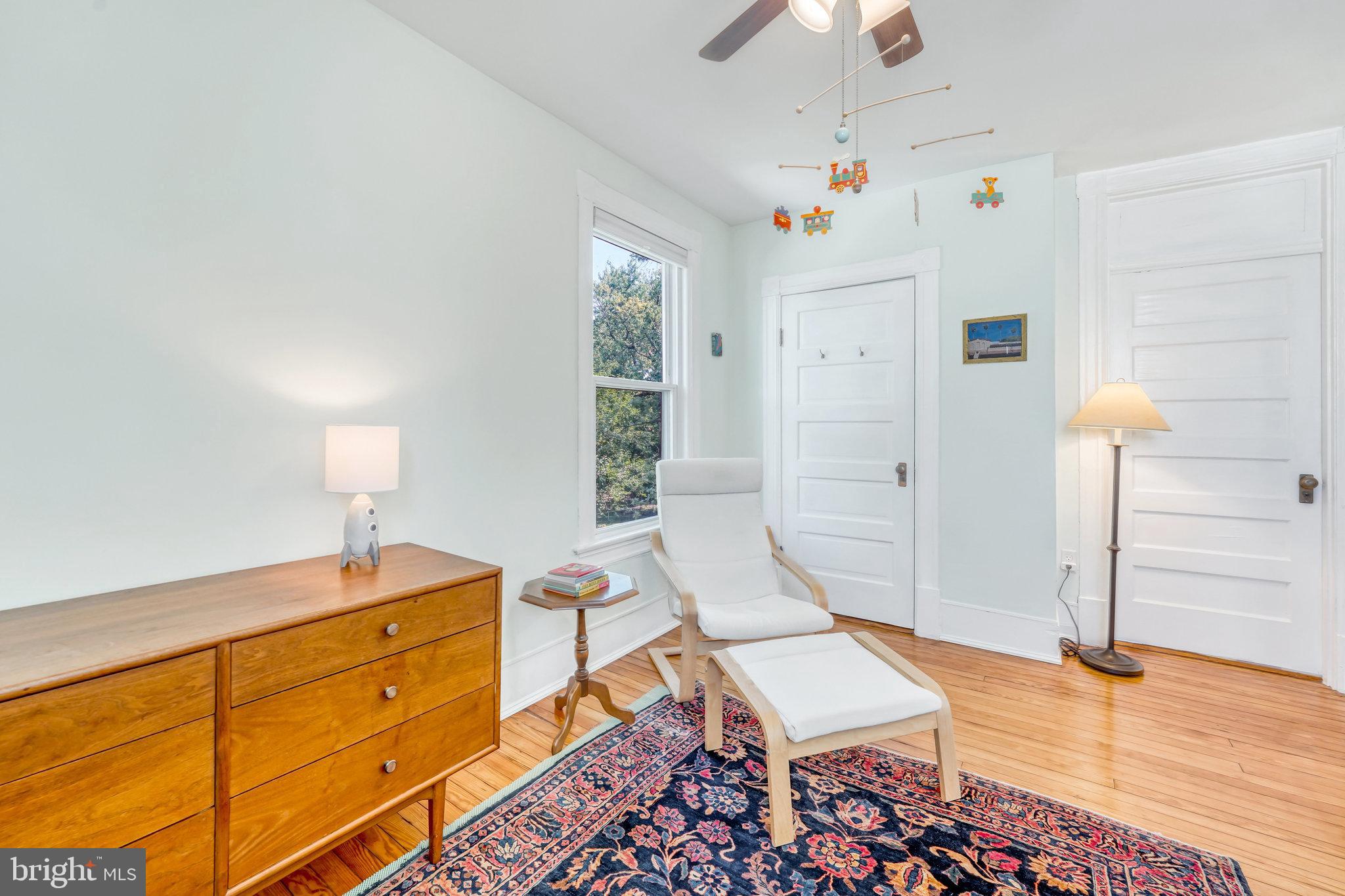 MOUNT RAINIER - Residential