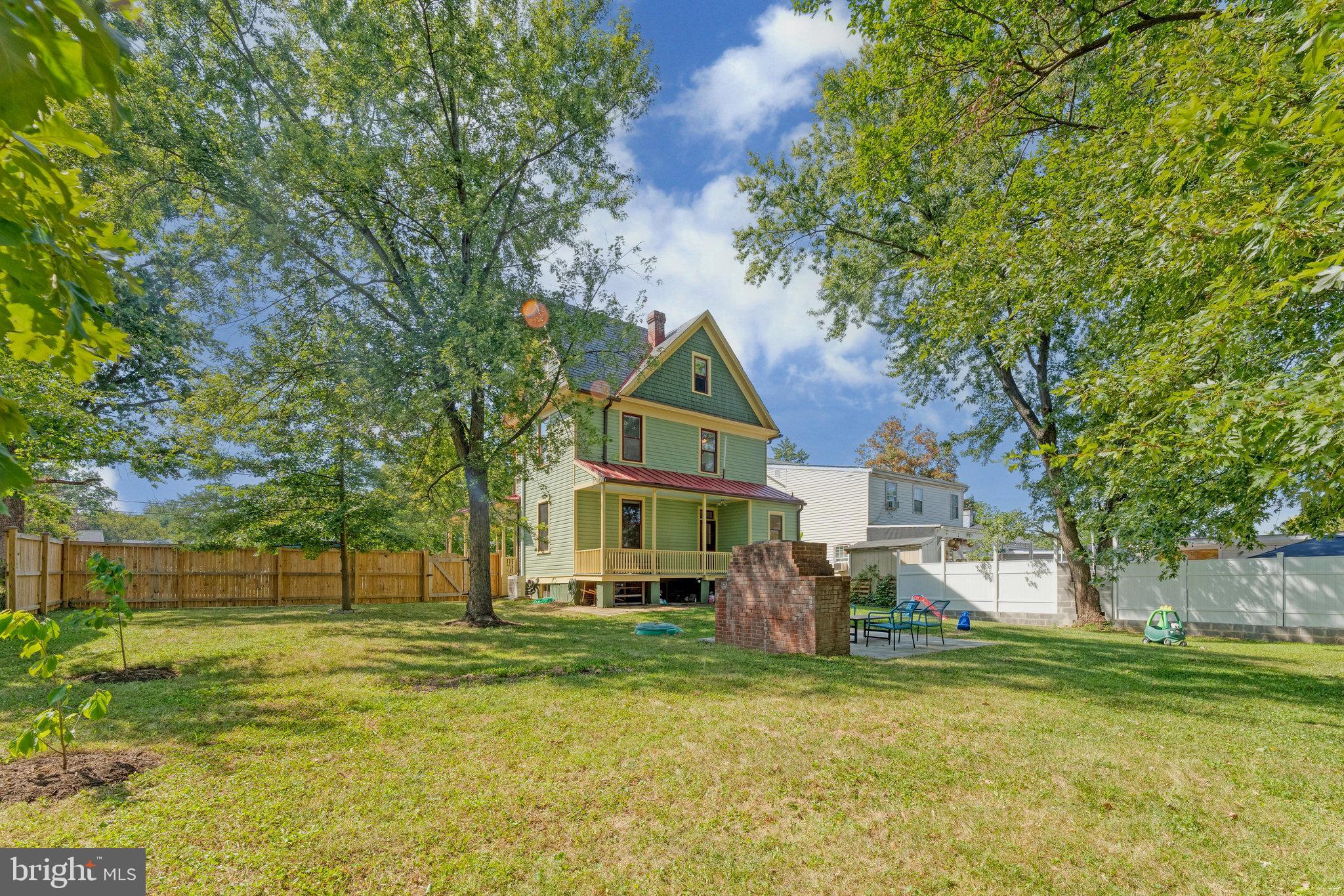 MOUNT RAINIER - Residential