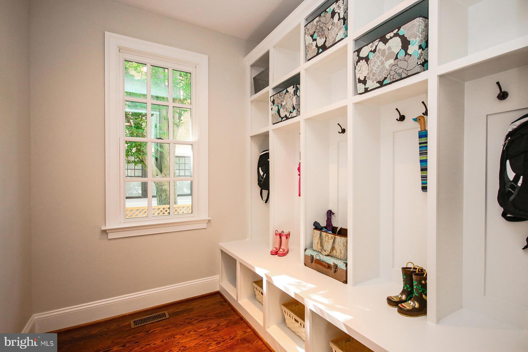 WEST MC LEAN - Residential