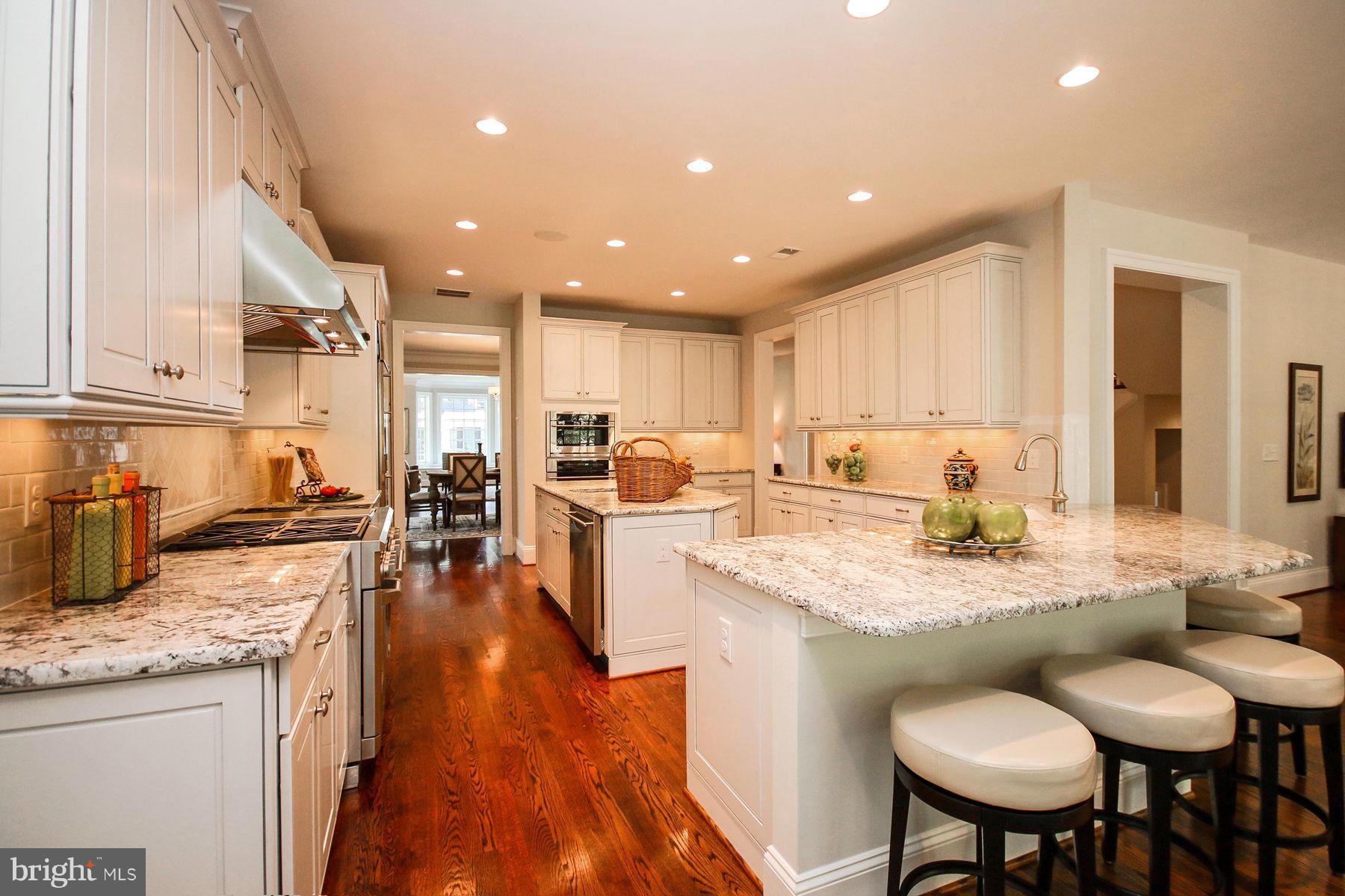 WEST MC LEAN - Residential