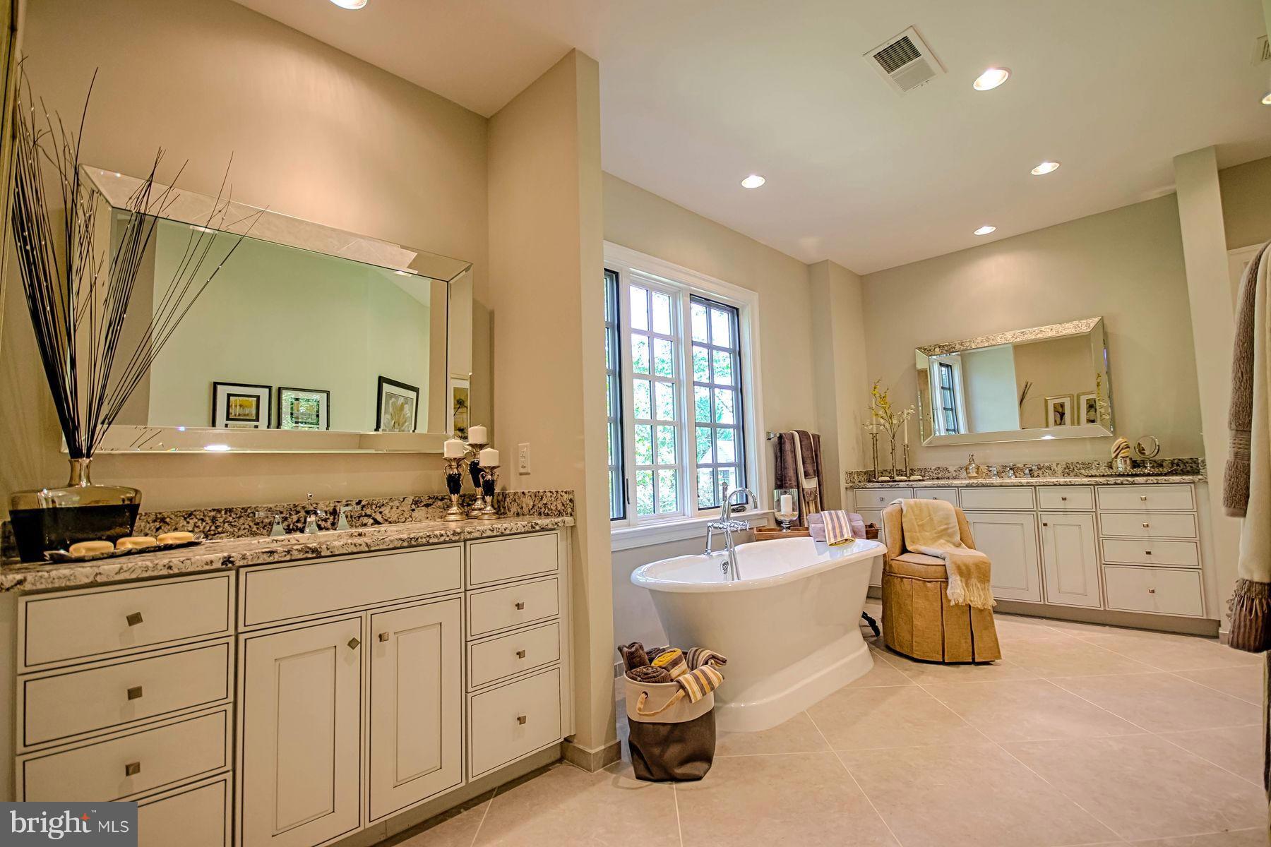 WEST MC LEAN - Residential