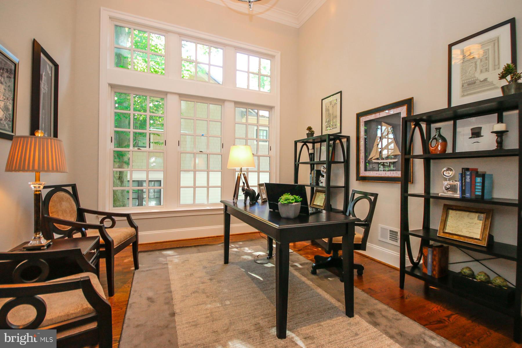 WEST MC LEAN - Residential