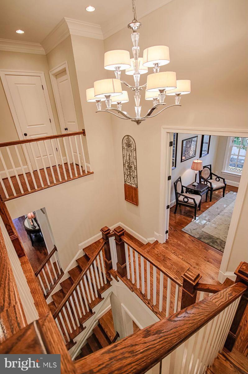 WEST MC LEAN - Residential