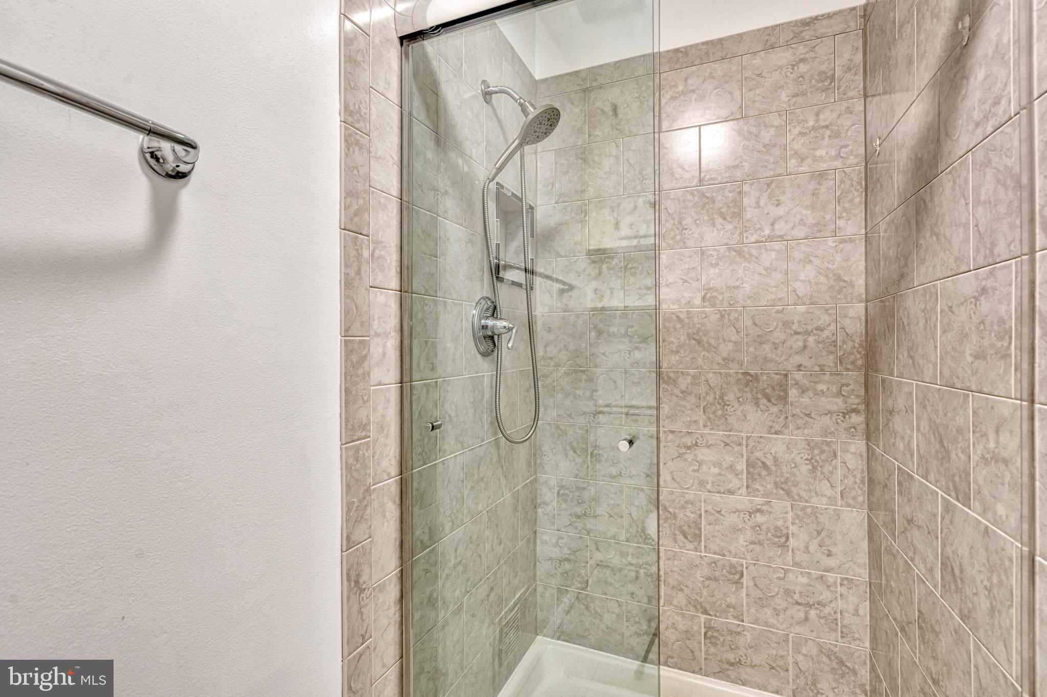 TYSONS WOODS - Residential