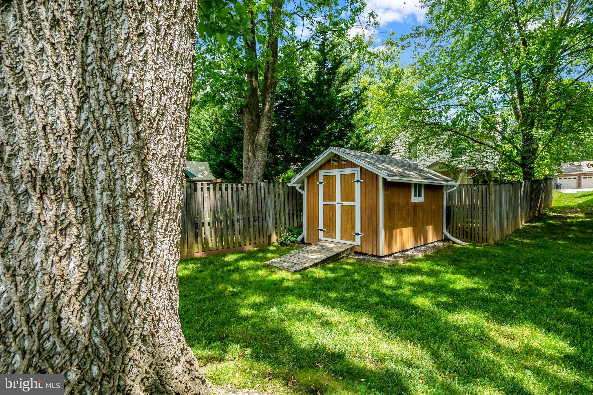 TYSONS WOODS - Residential