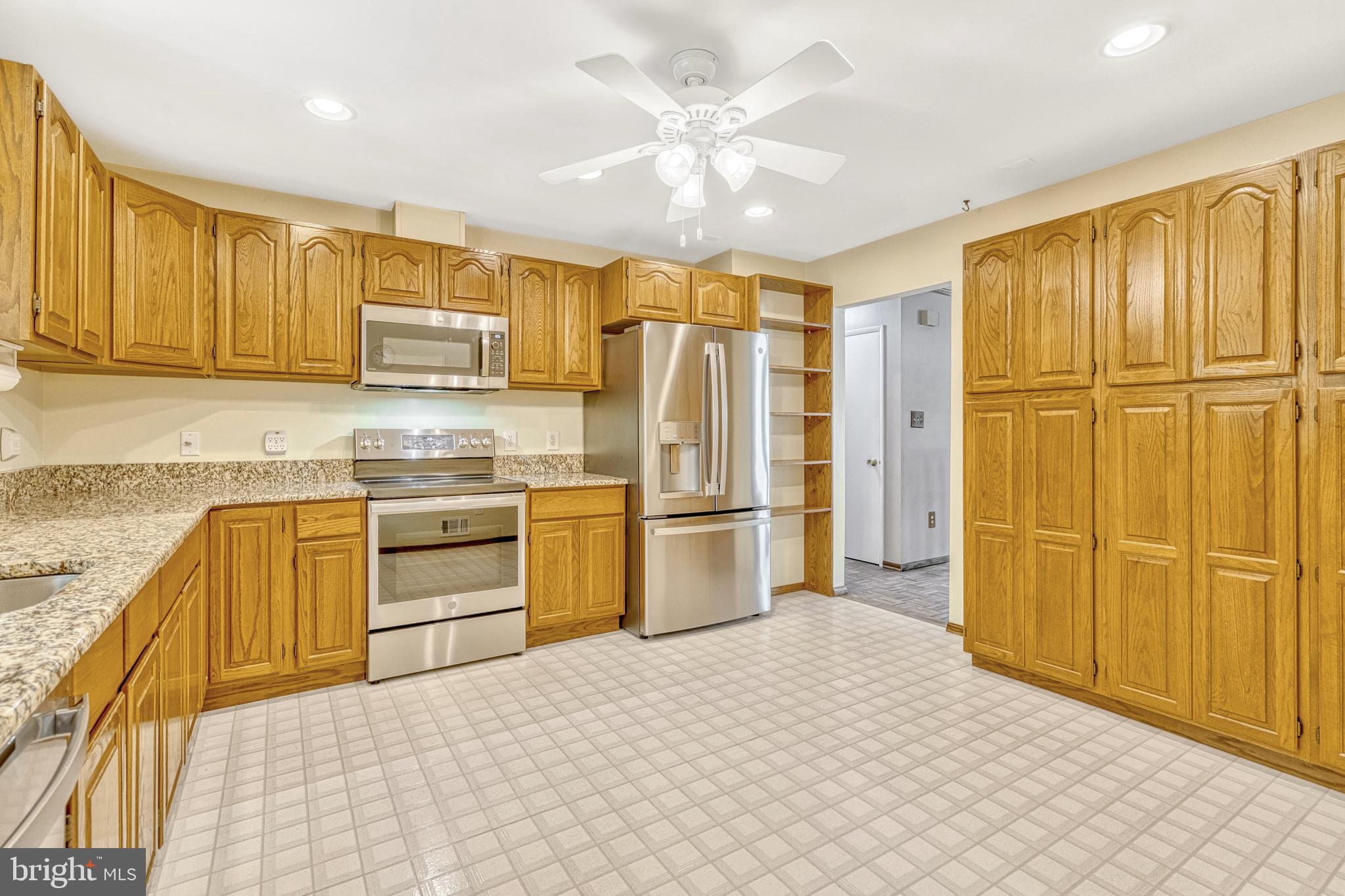 TYSONS WOODS - Residential