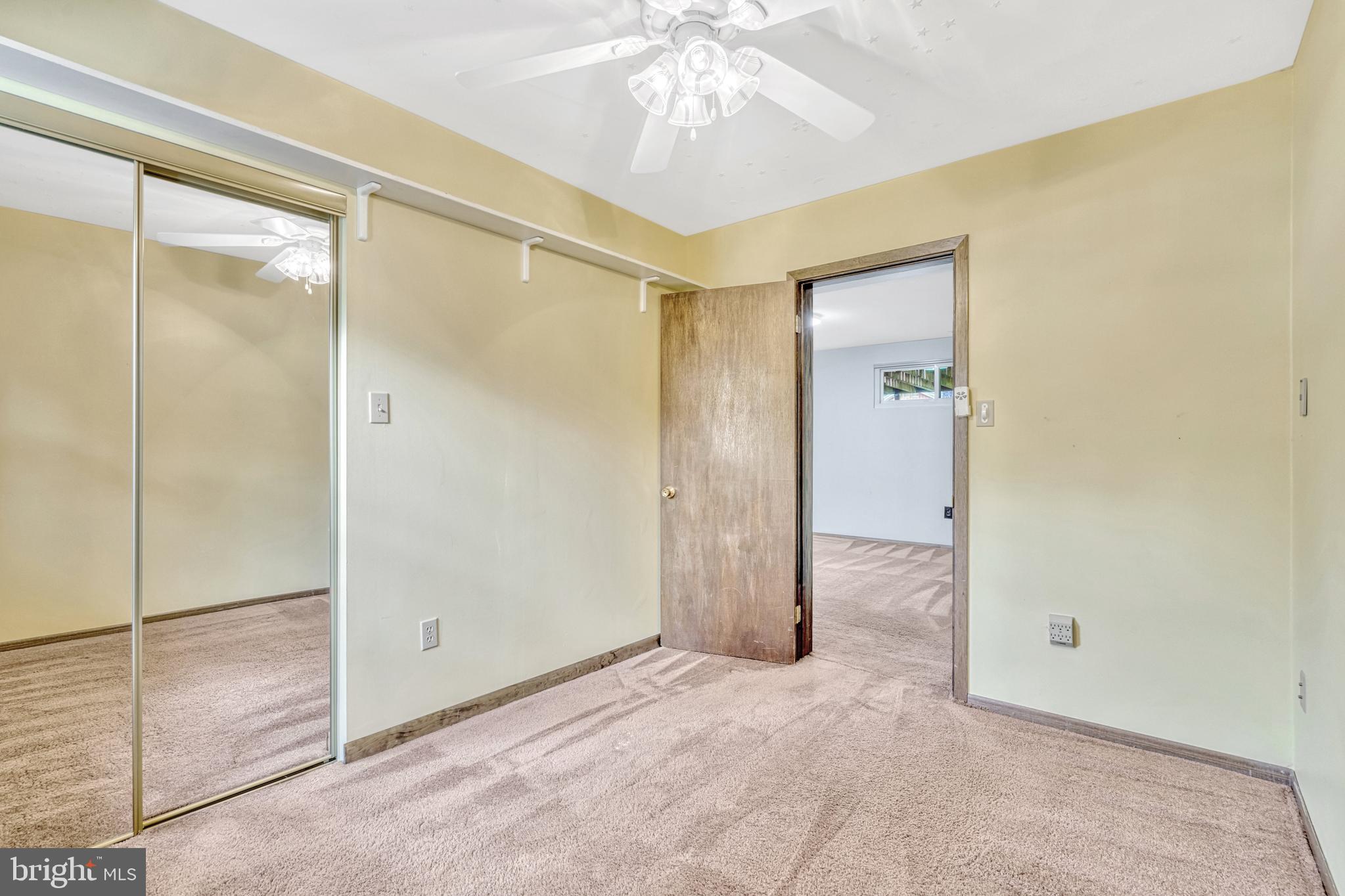 TYSONS WOODS - Residential