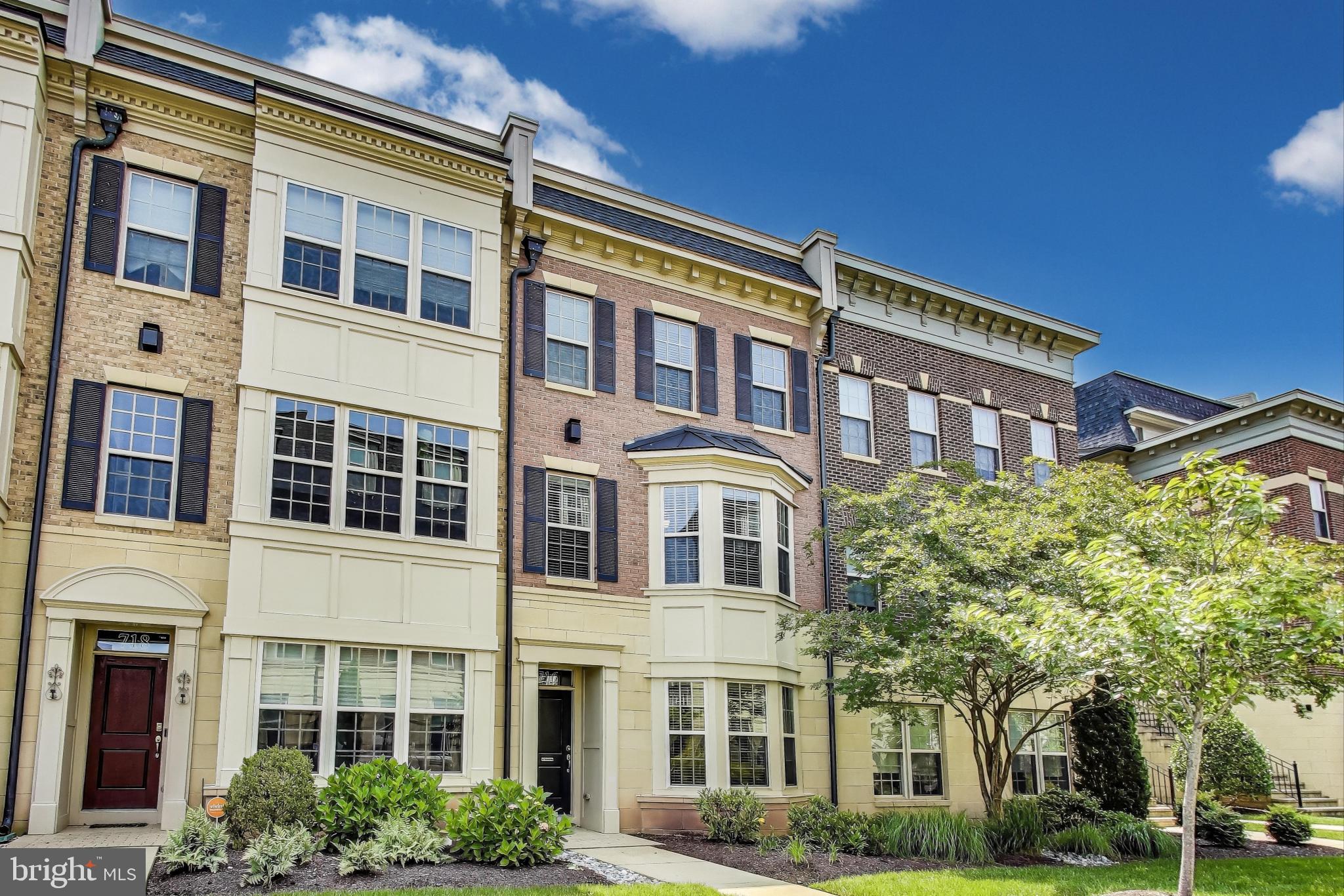 NATIONAL HARBOR - Residential