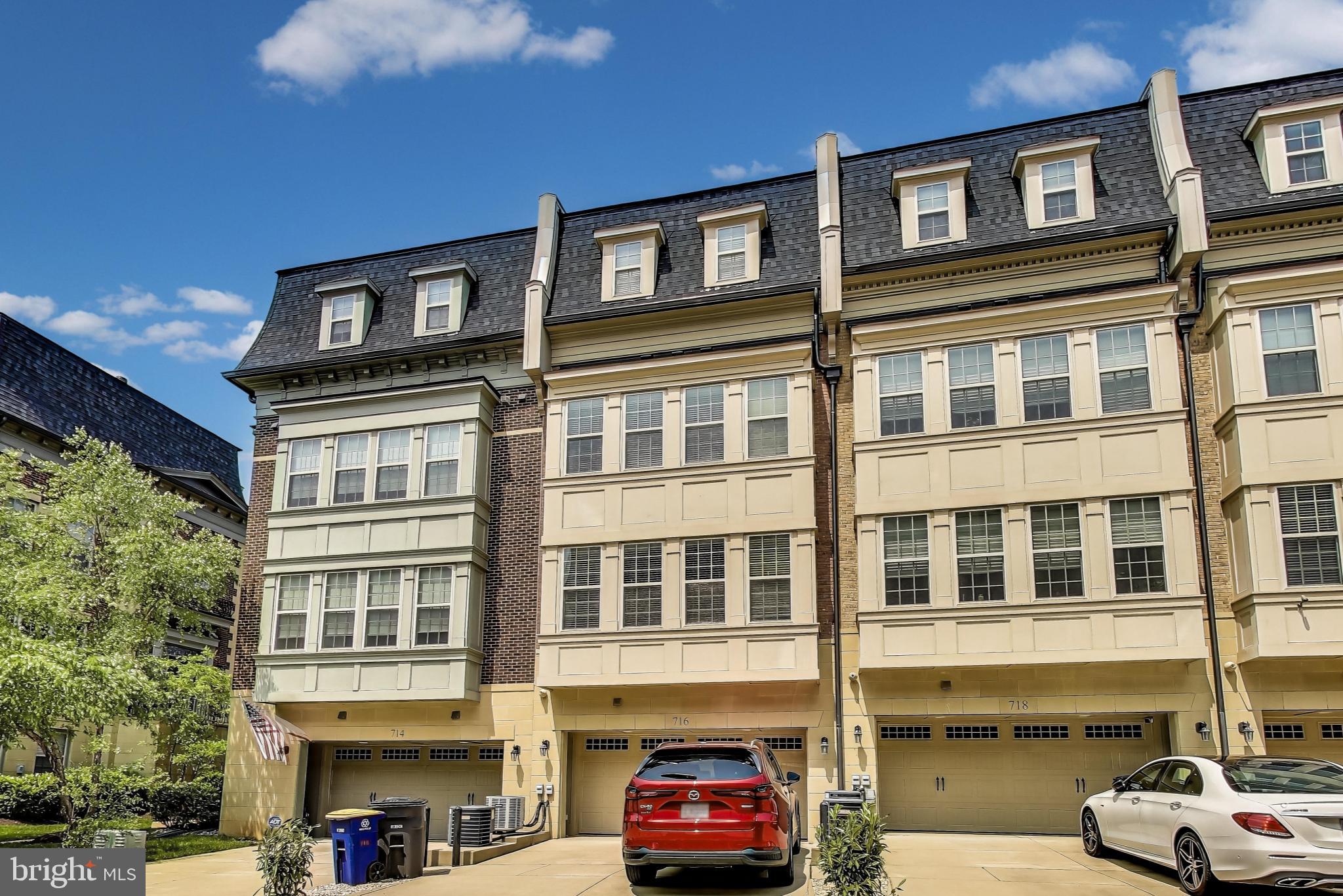 NATIONAL HARBOR - Residential