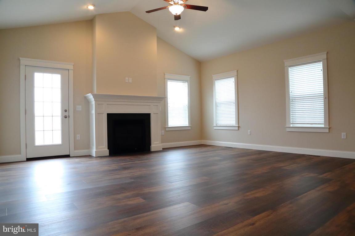 THE MEADOWS - Residential