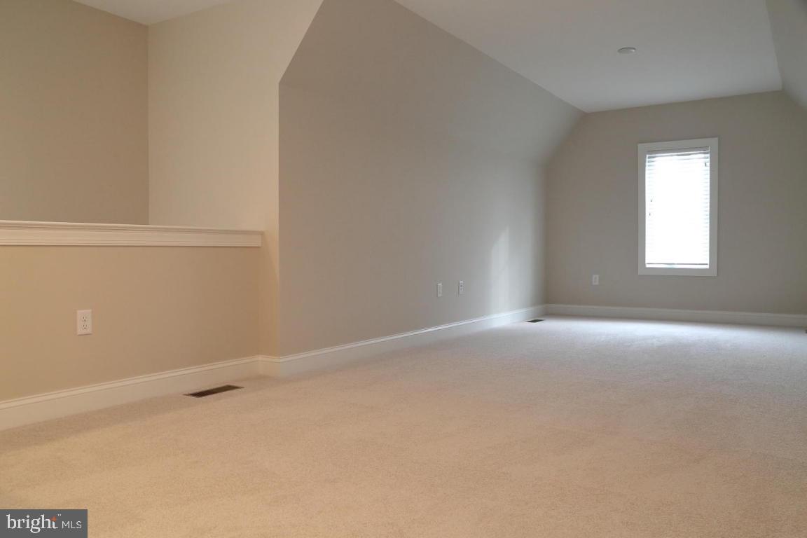 THE MEADOWS - Residential