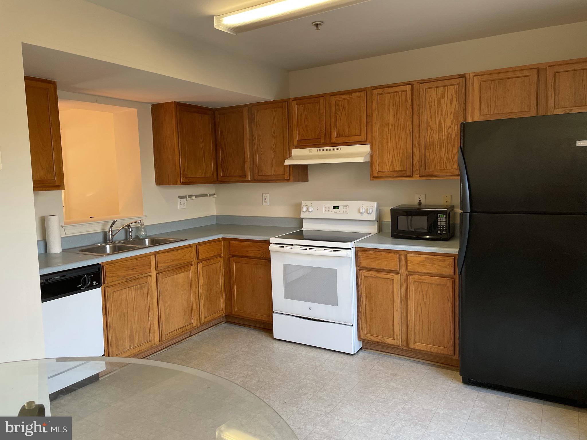 LONG REACH - Residential