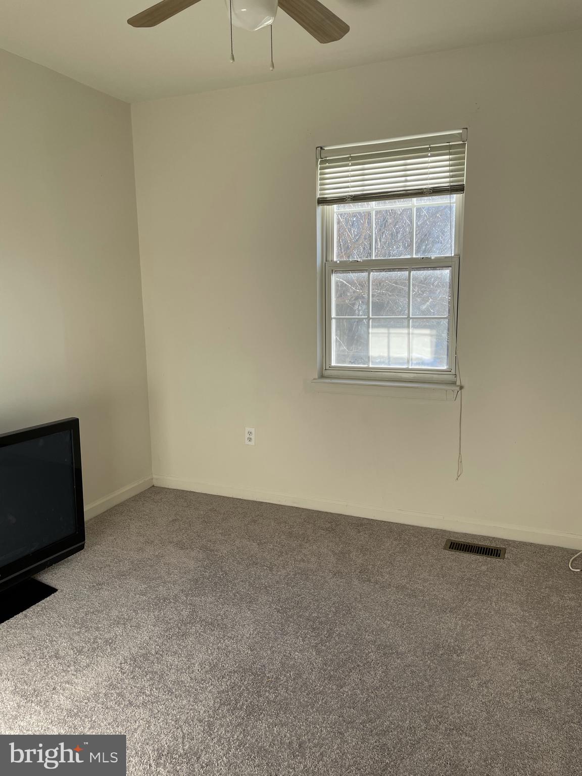 LONG REACH - Residential