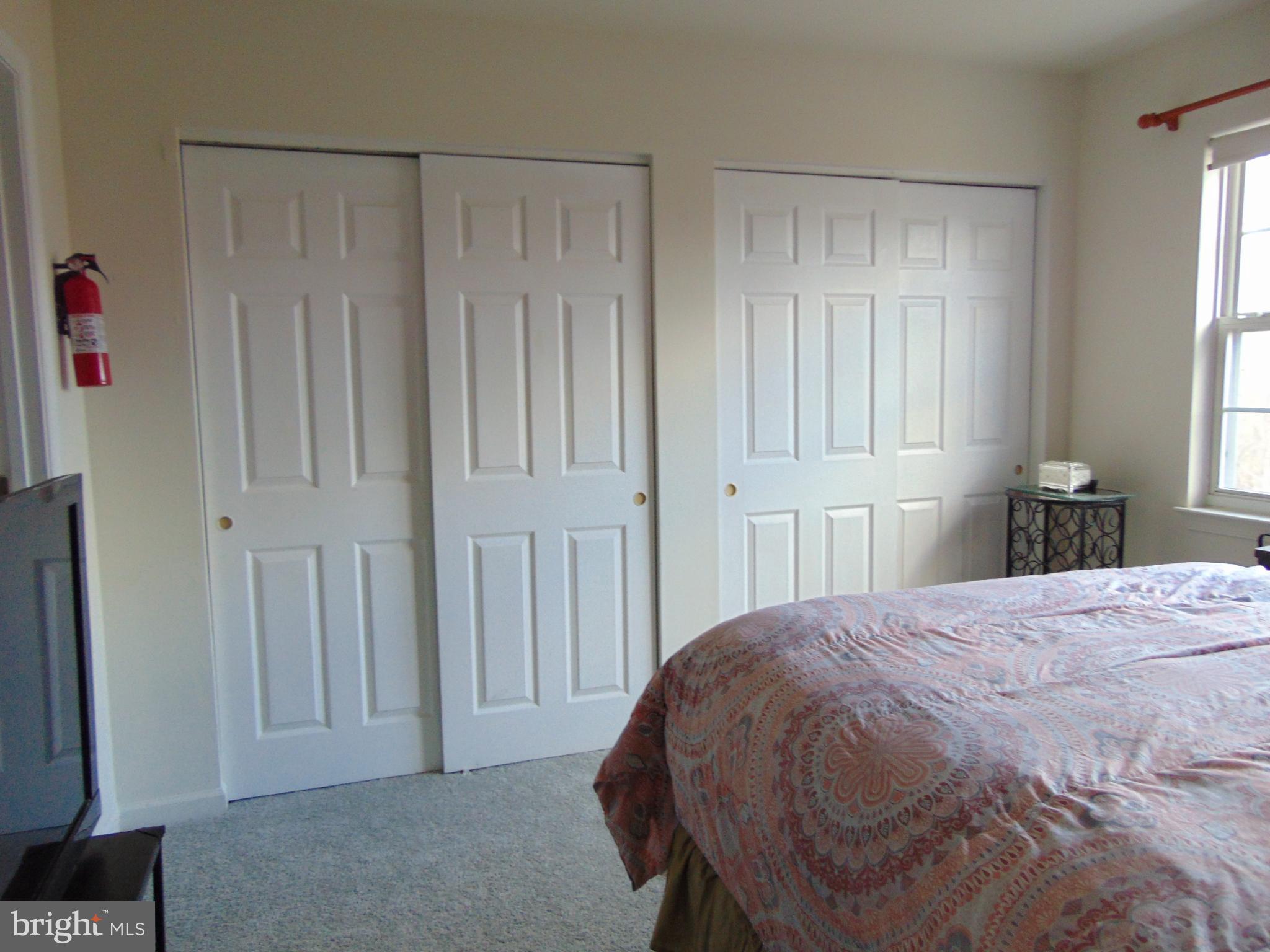 LONG REACH - Residential