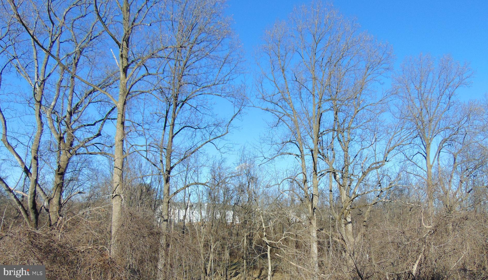 LONG REACH - Residential