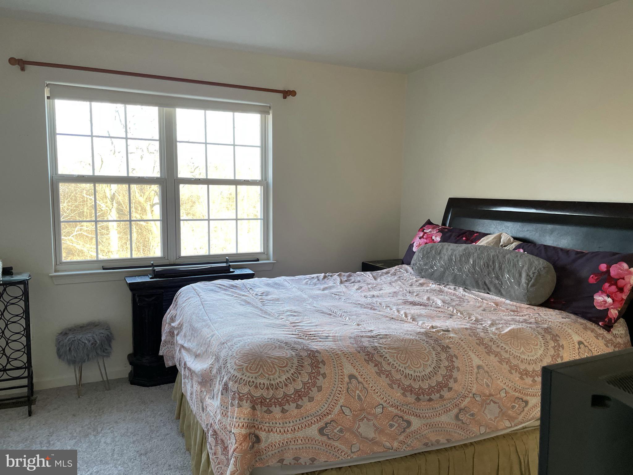 LONG REACH - Residential