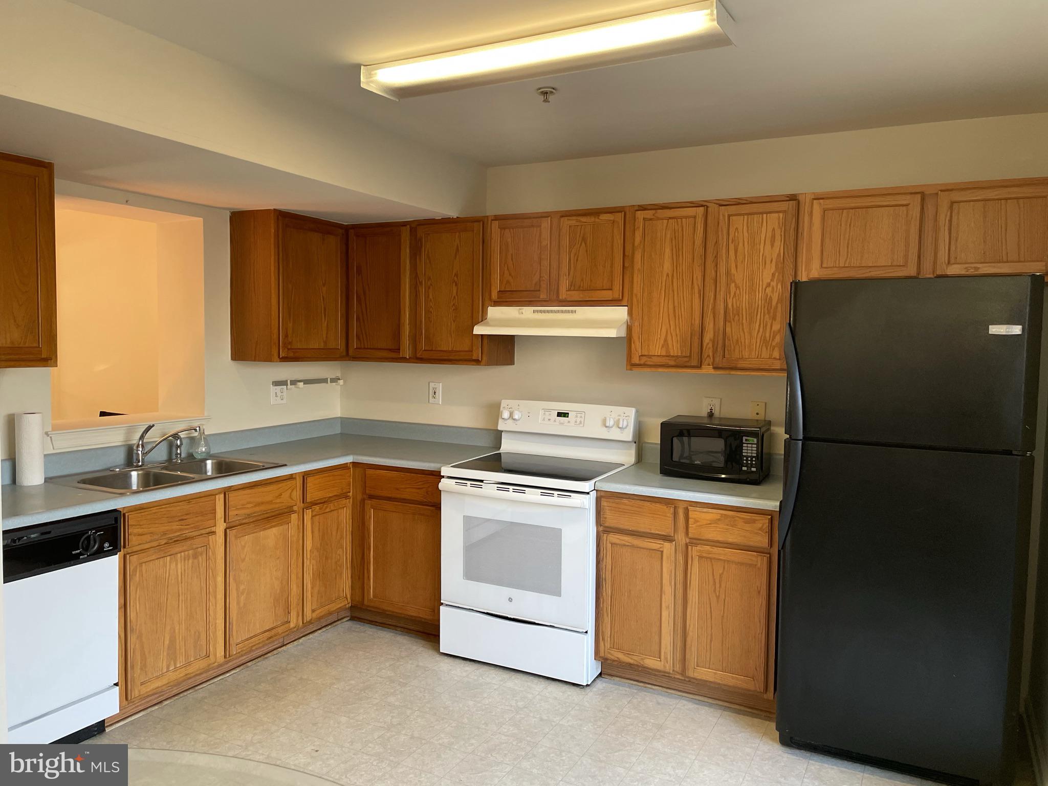 LONG REACH - Residential