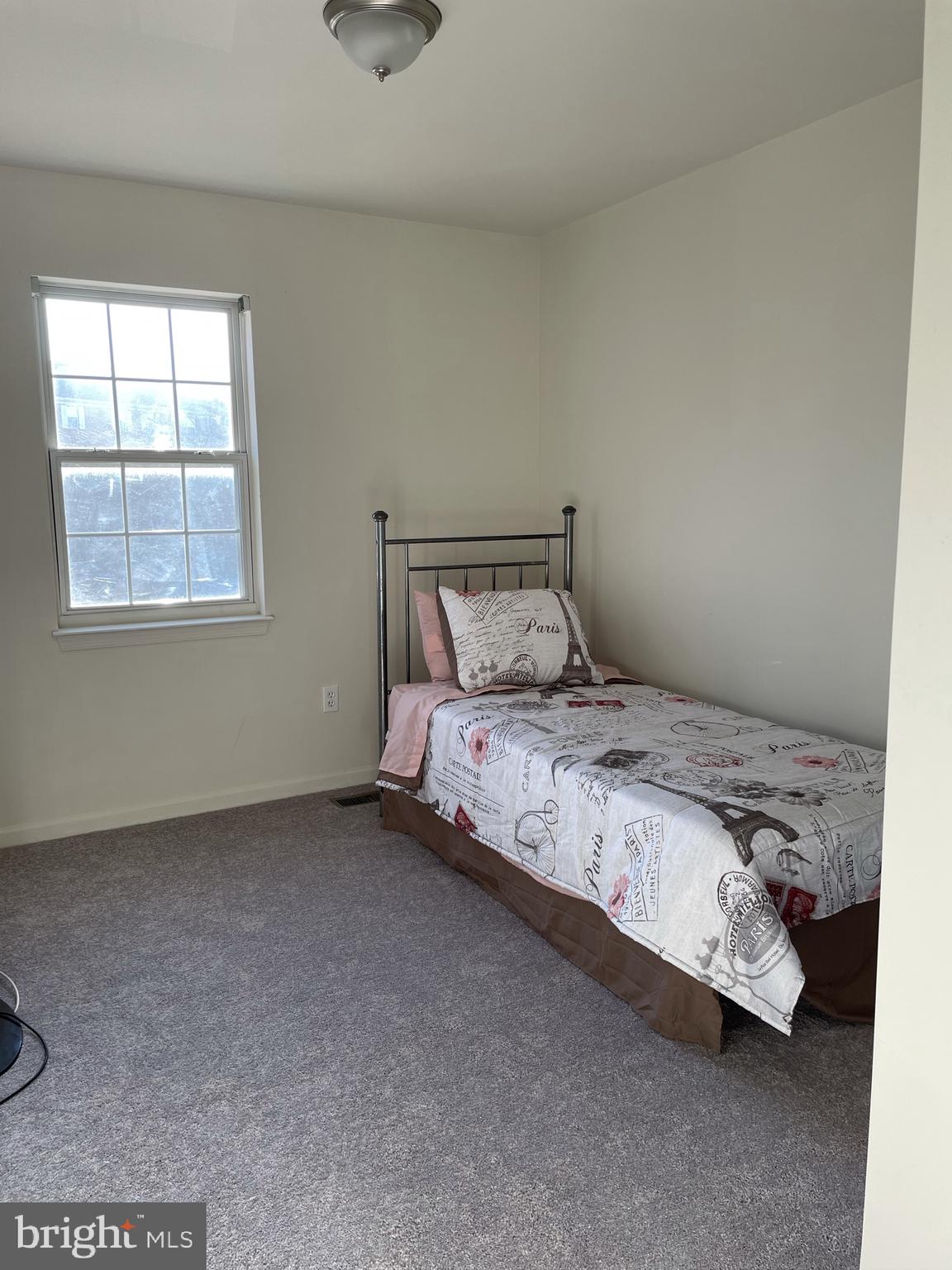 LONG REACH - Residential