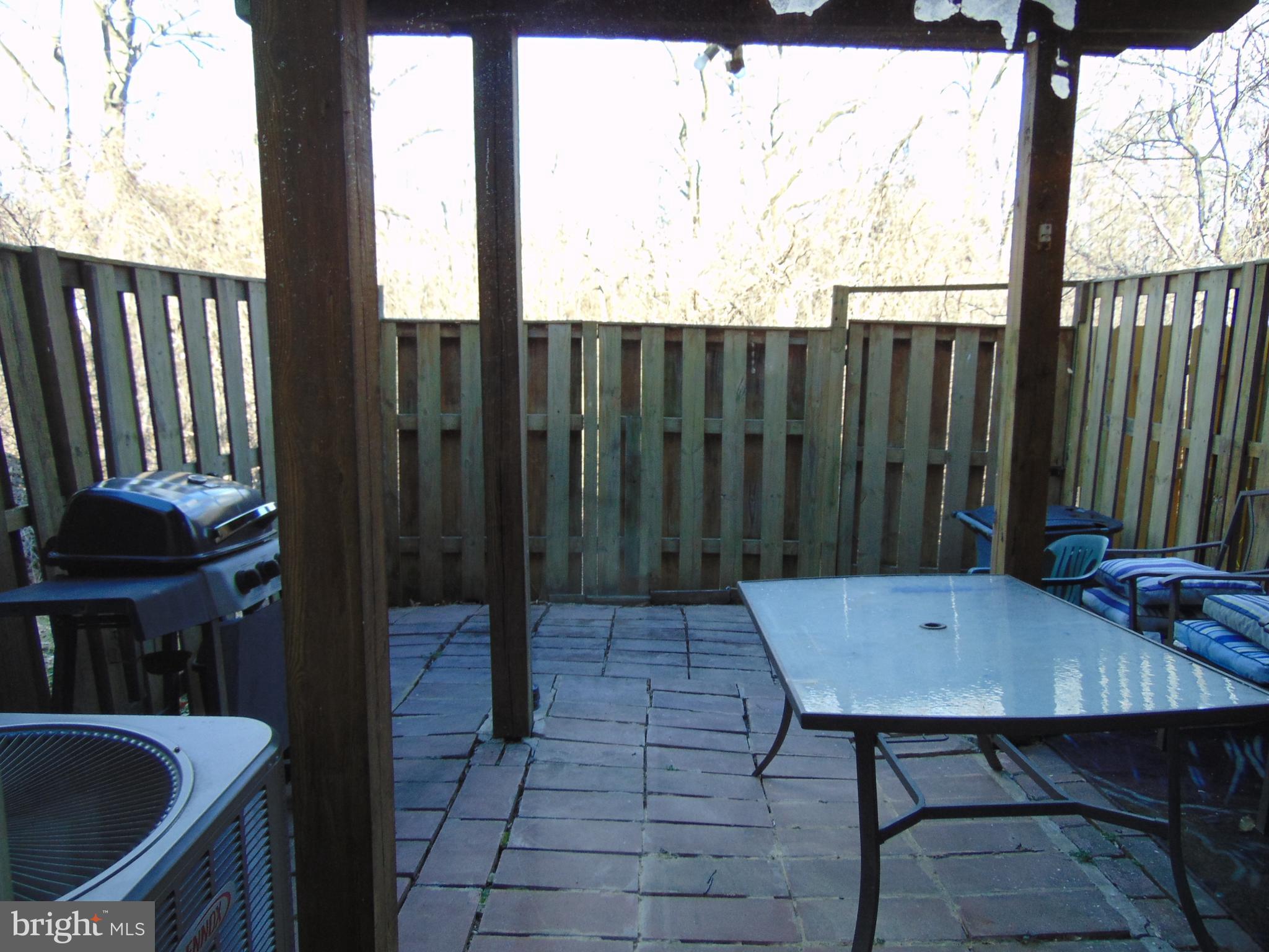 LONG REACH - Residential