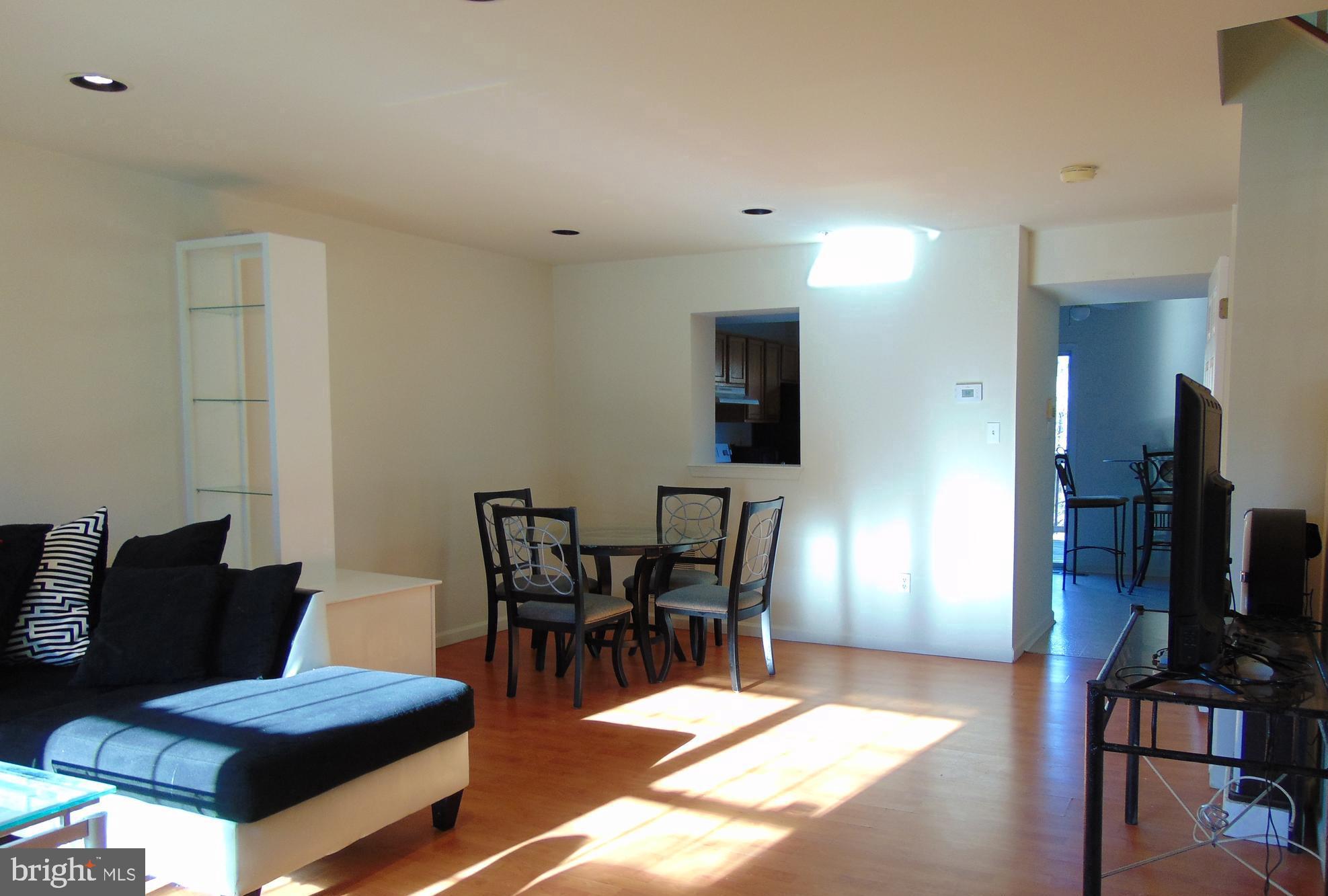 LONG REACH - Residential