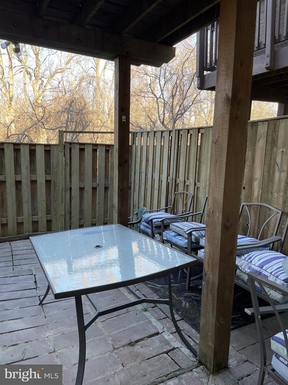 LONG REACH - Residential