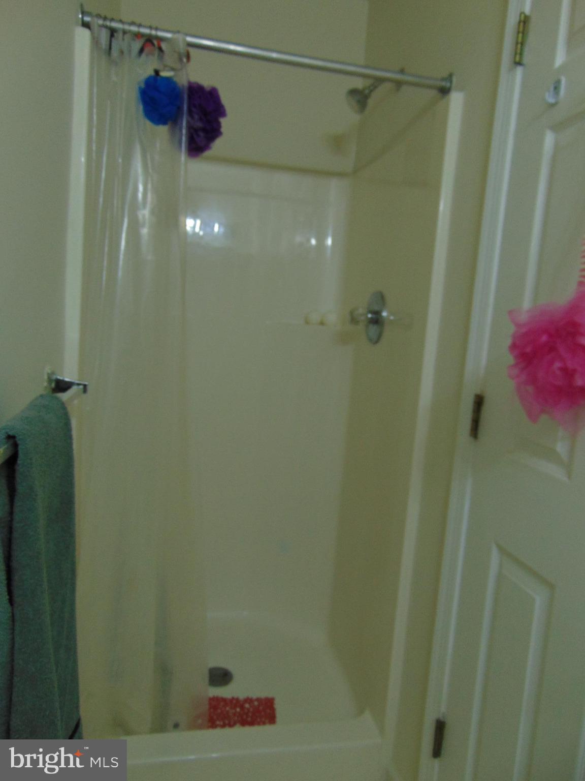 LONG REACH - Residential