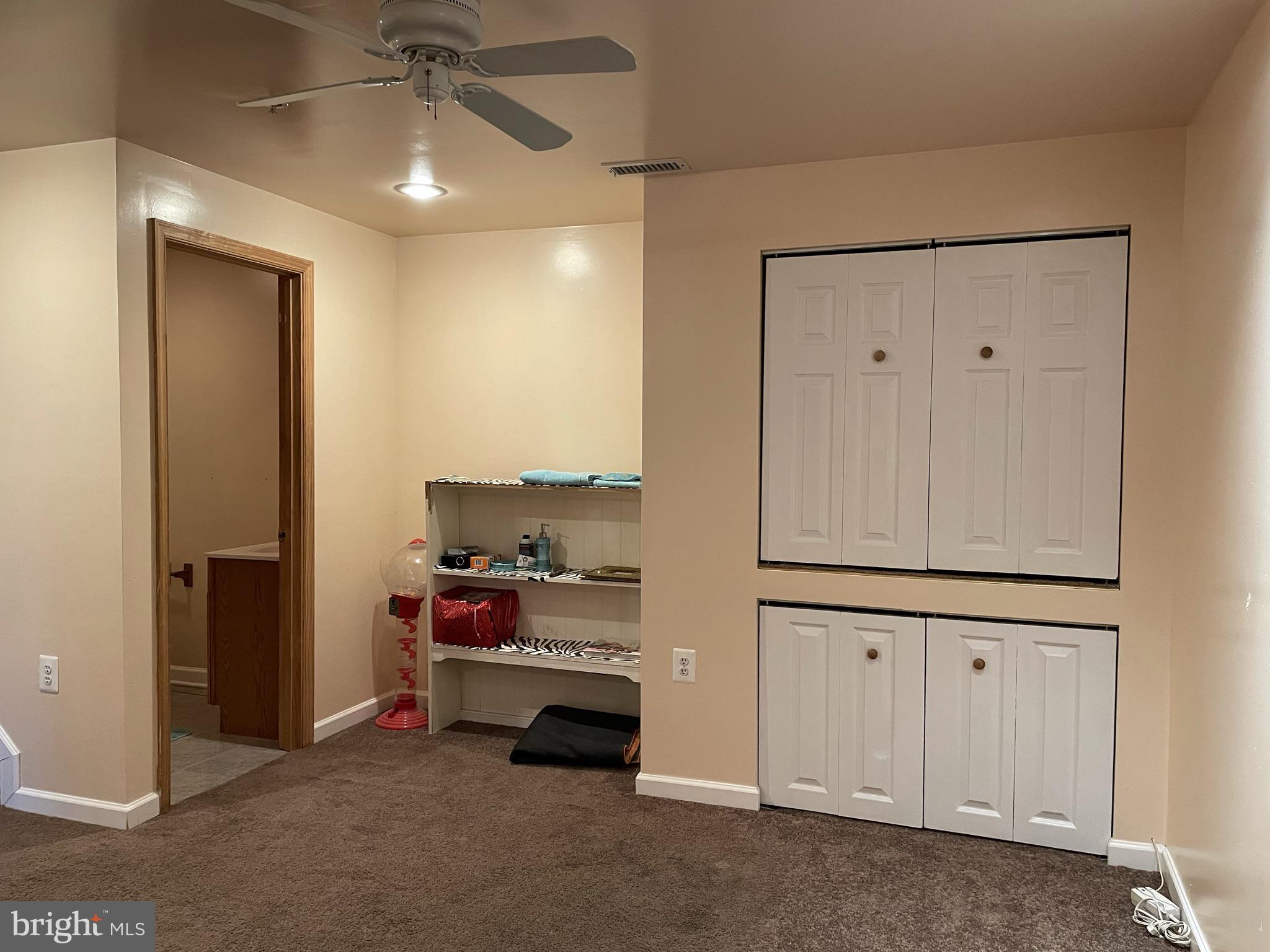 LONG REACH - Residential