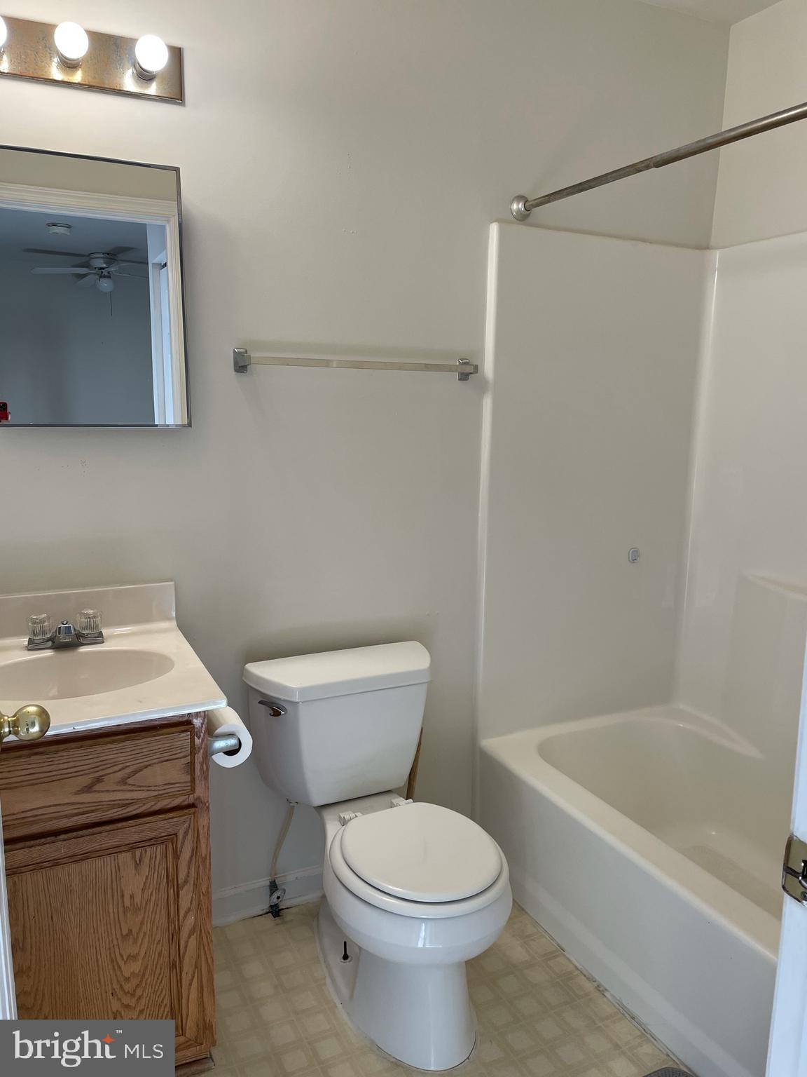 LONG REACH - Residential