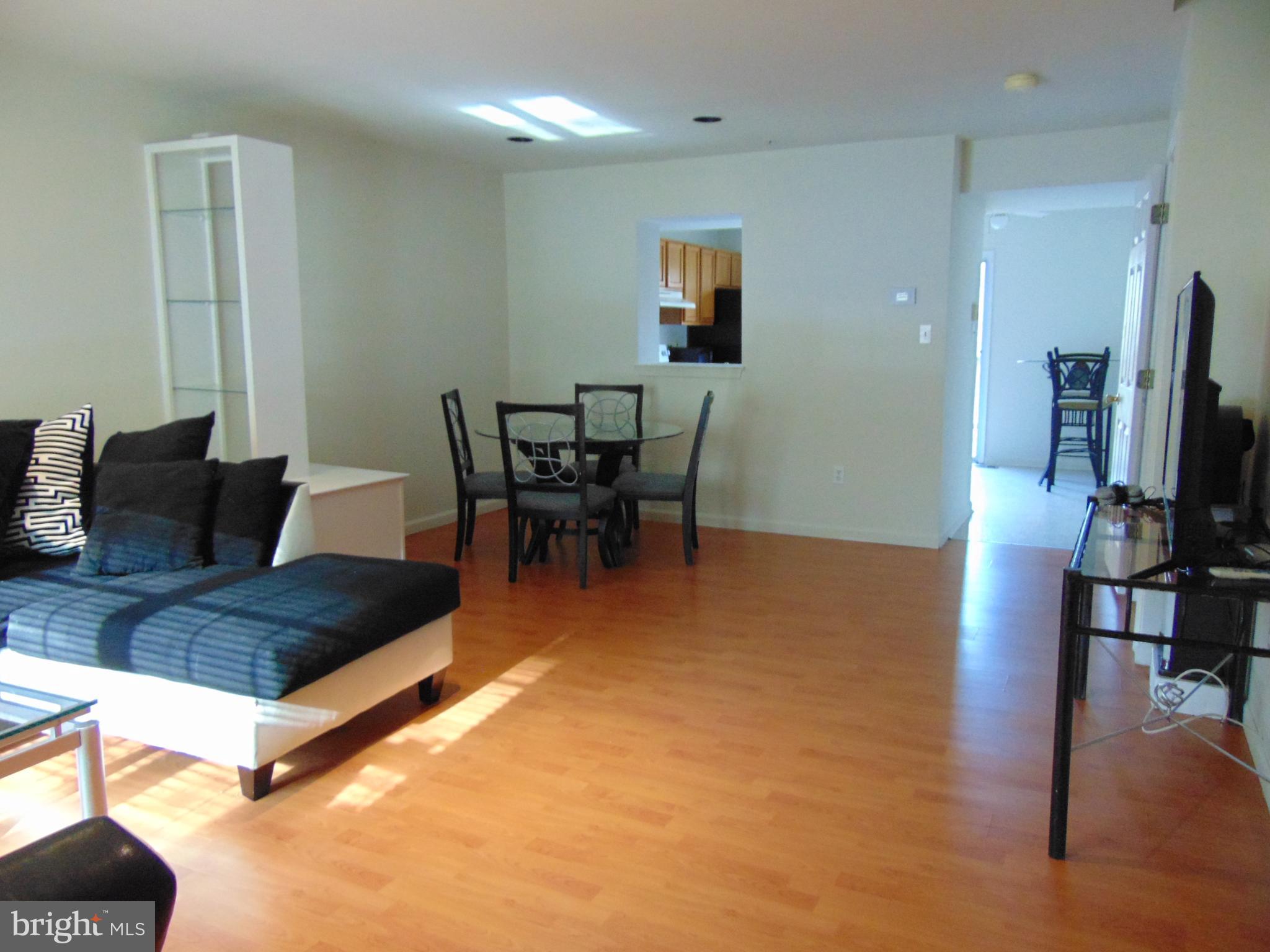 LONG REACH - Residential