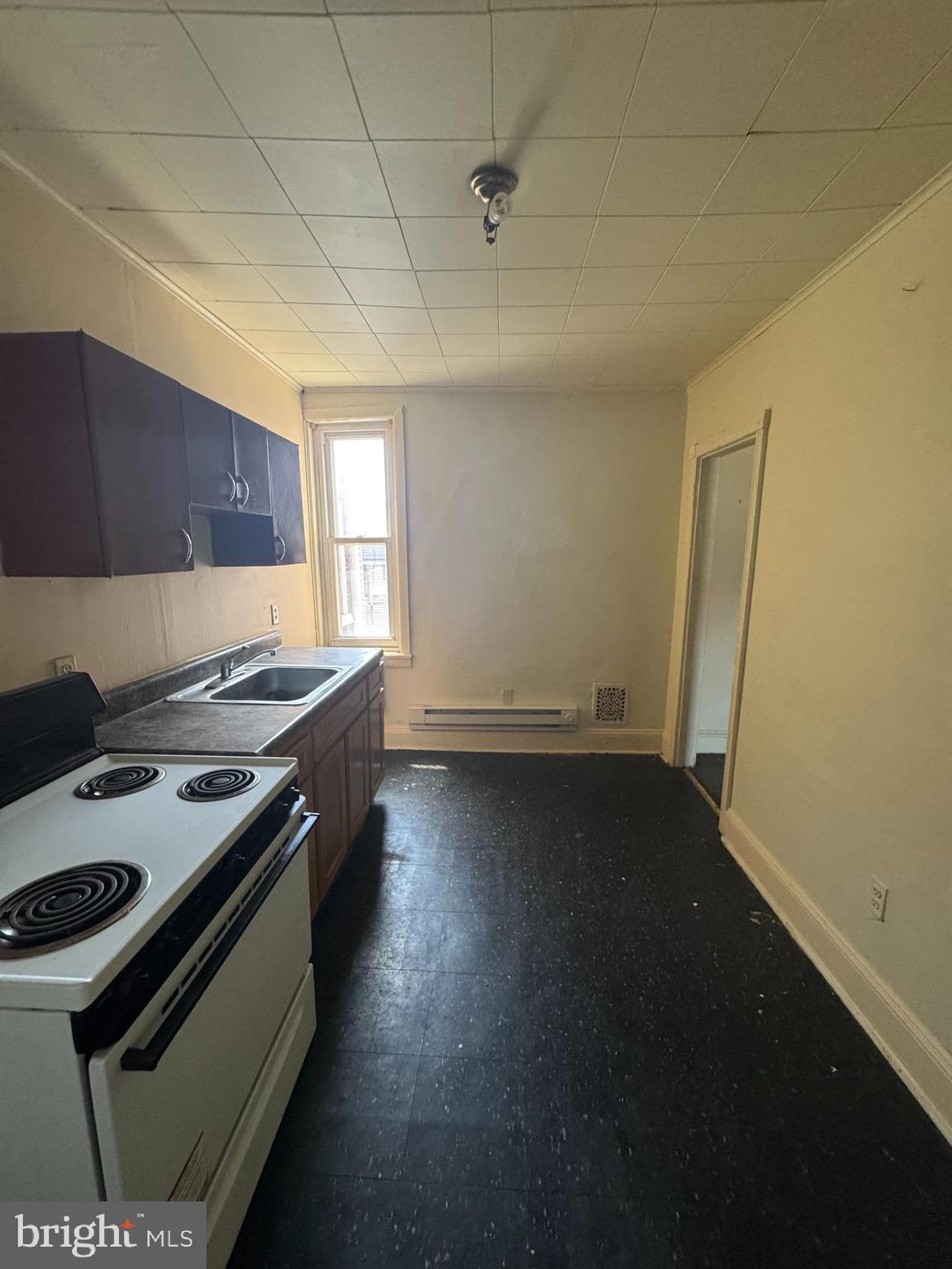 KENSINGTON - Residential Income