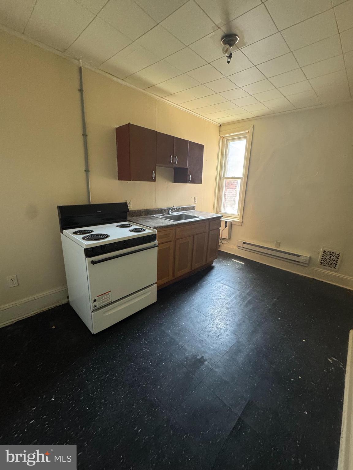 KENSINGTON - Residential Income