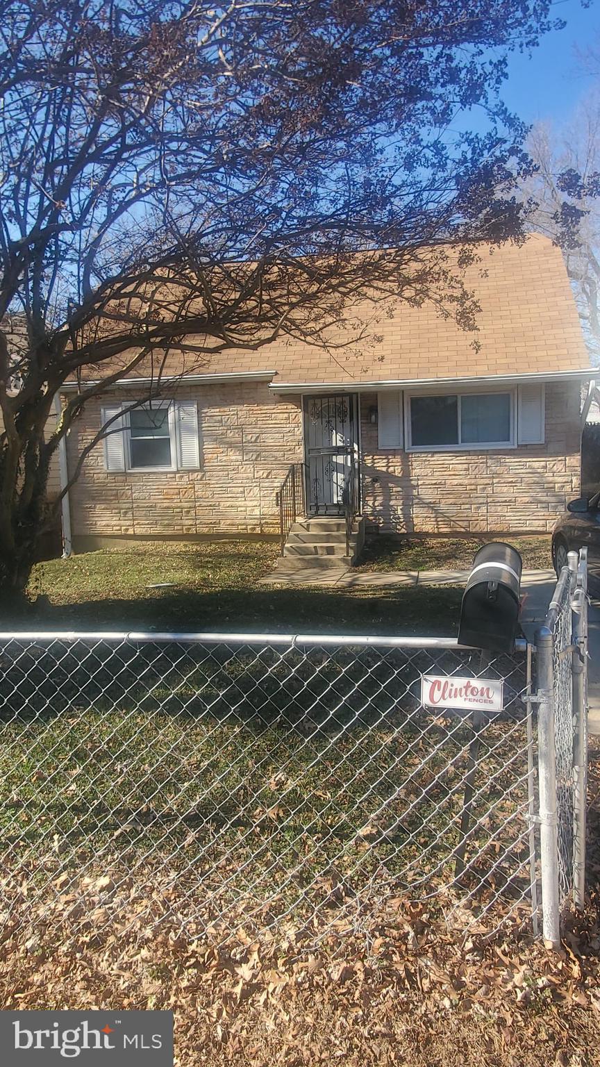 CAPITOL HEIGHTS - Residential