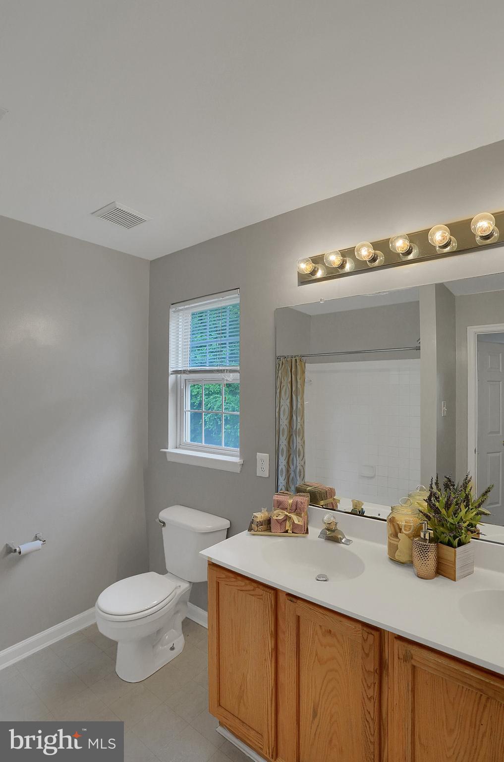 MCDONOGH OAKS - Residential