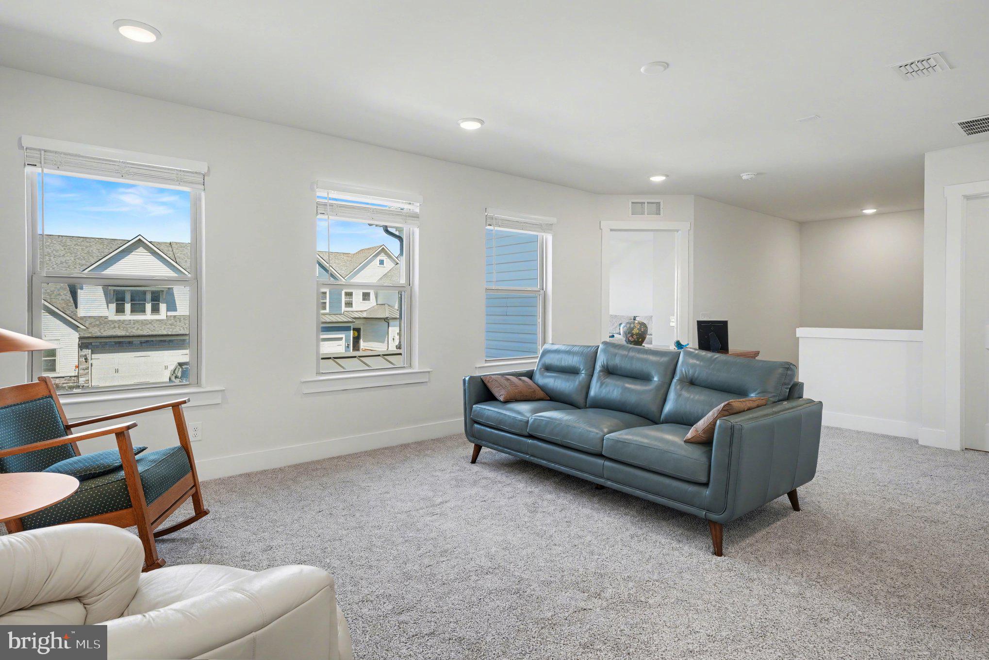 DEL WEBB NORTH PENN - Residential