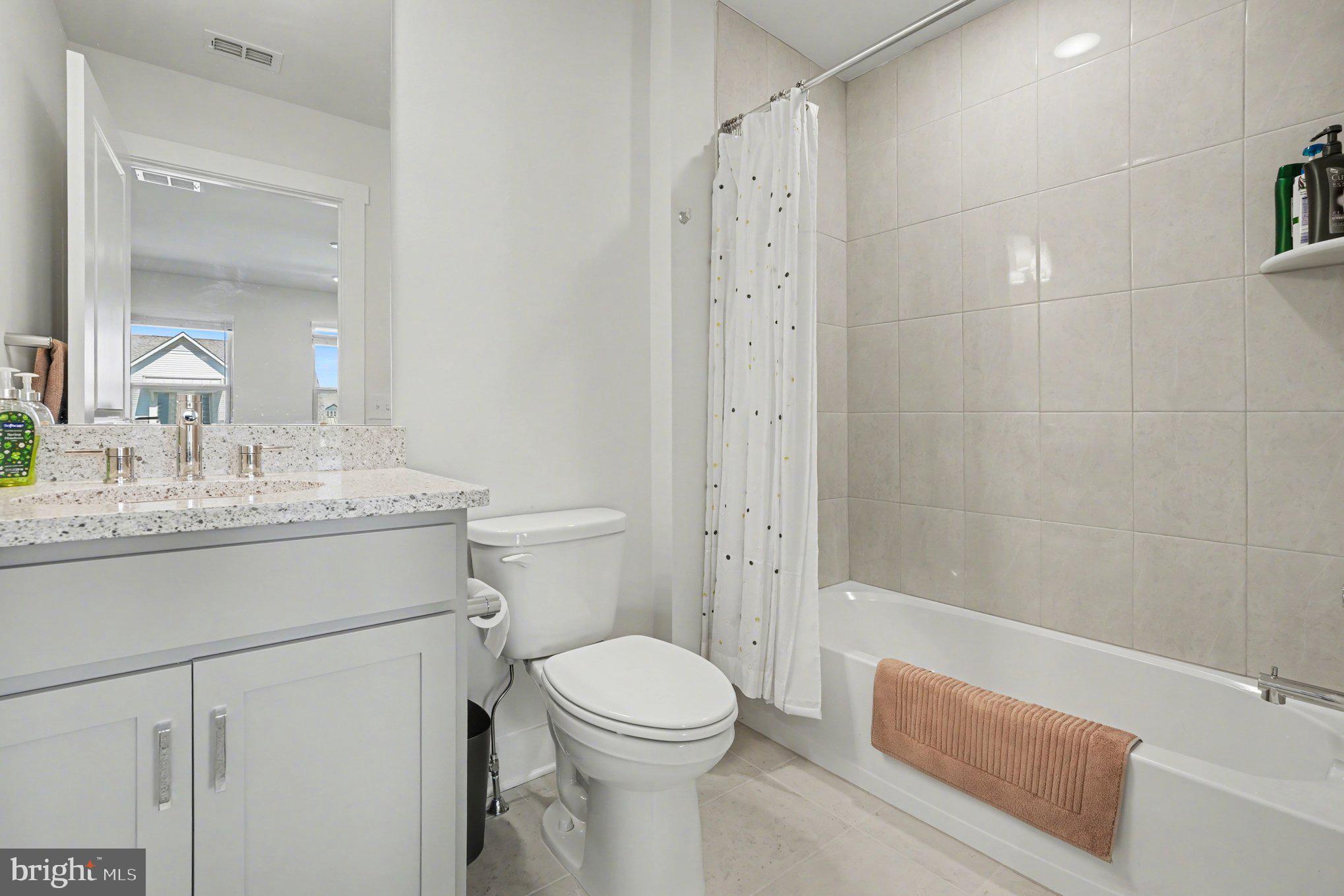 DEL WEBB NORTH PENN - Residential