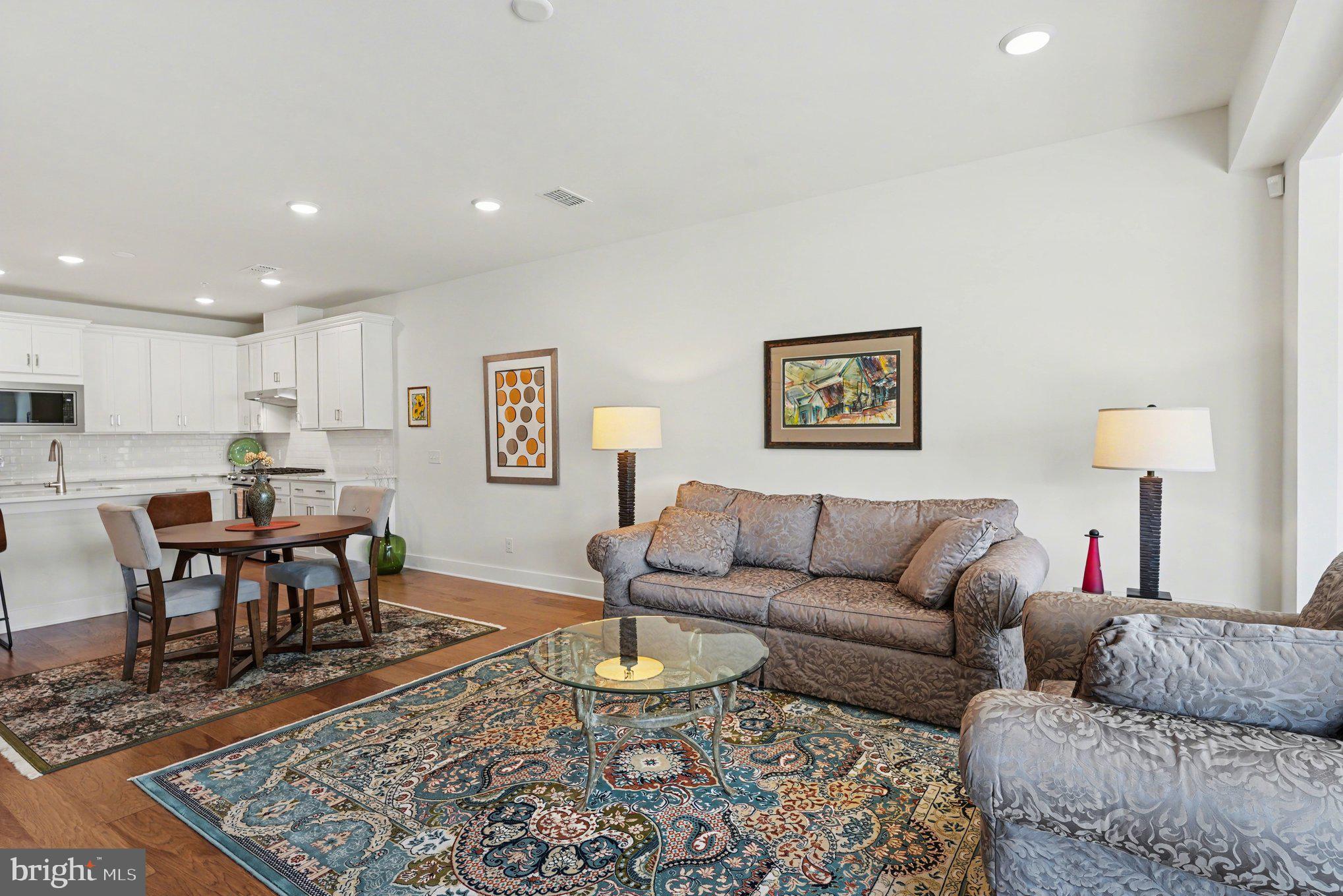 DEL WEBB NORTH PENN - Residential