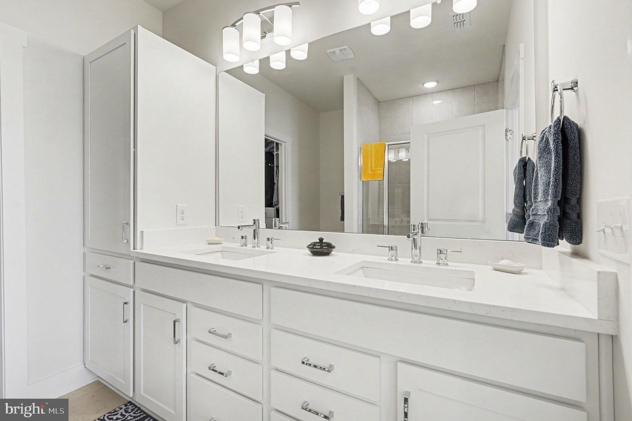 DEL WEBB NORTH PENN - Residential