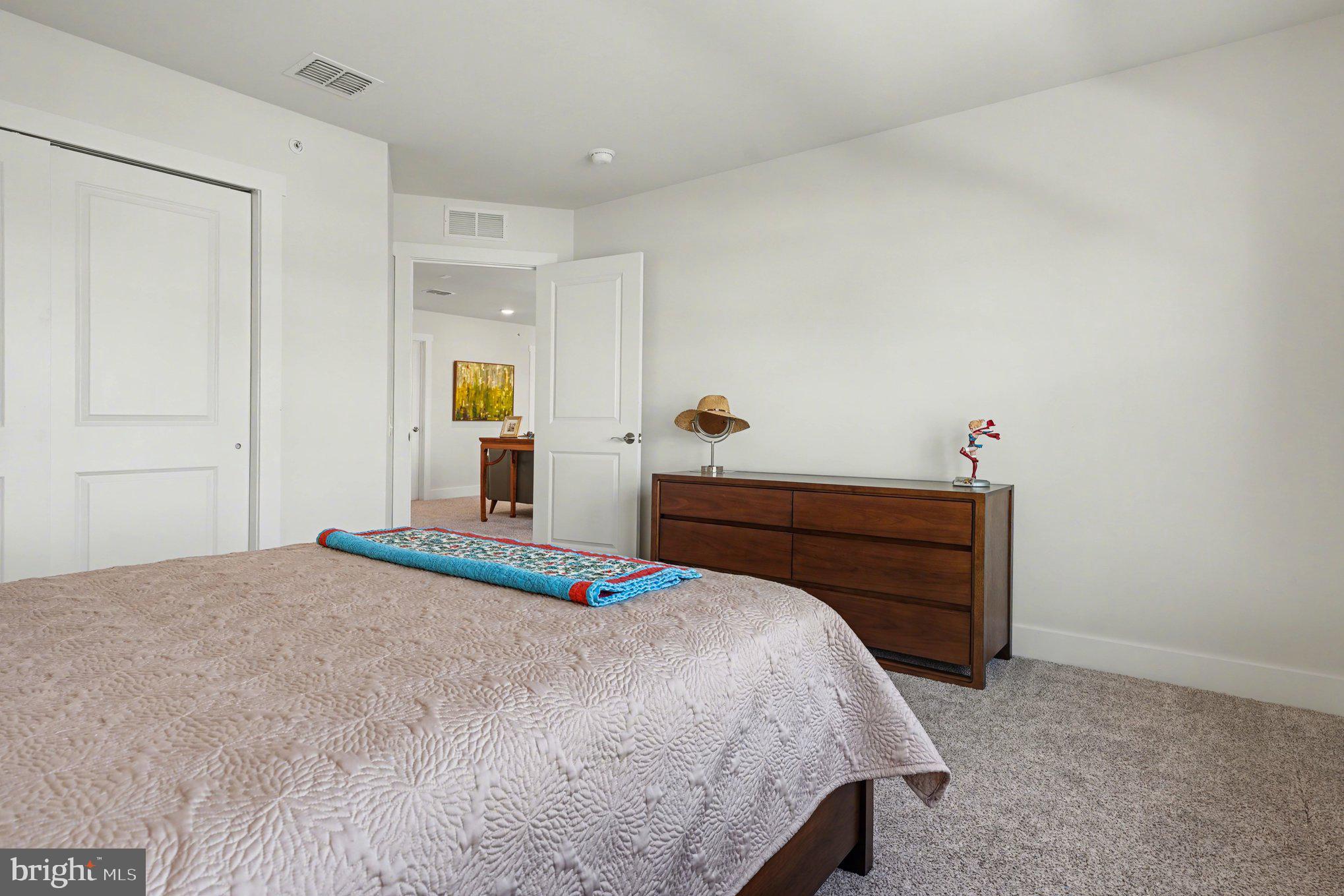 DEL WEBB NORTH PENN - Residential