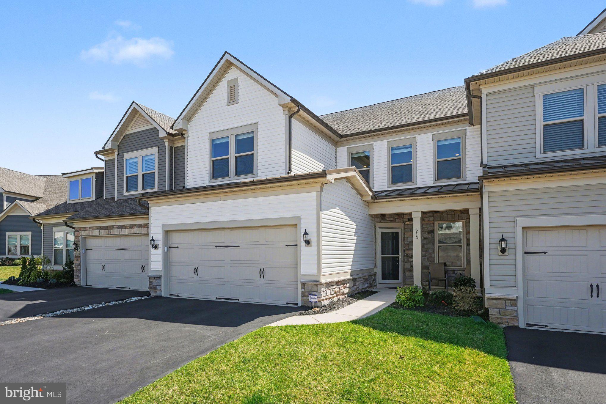 DEL WEBB NORTH PENN - Residential