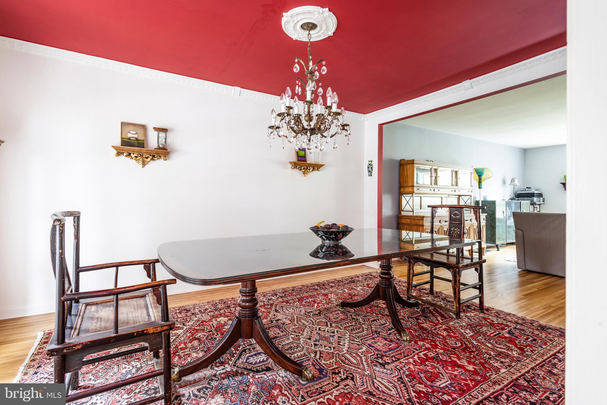 BRENTWOOD MANOR - Residential