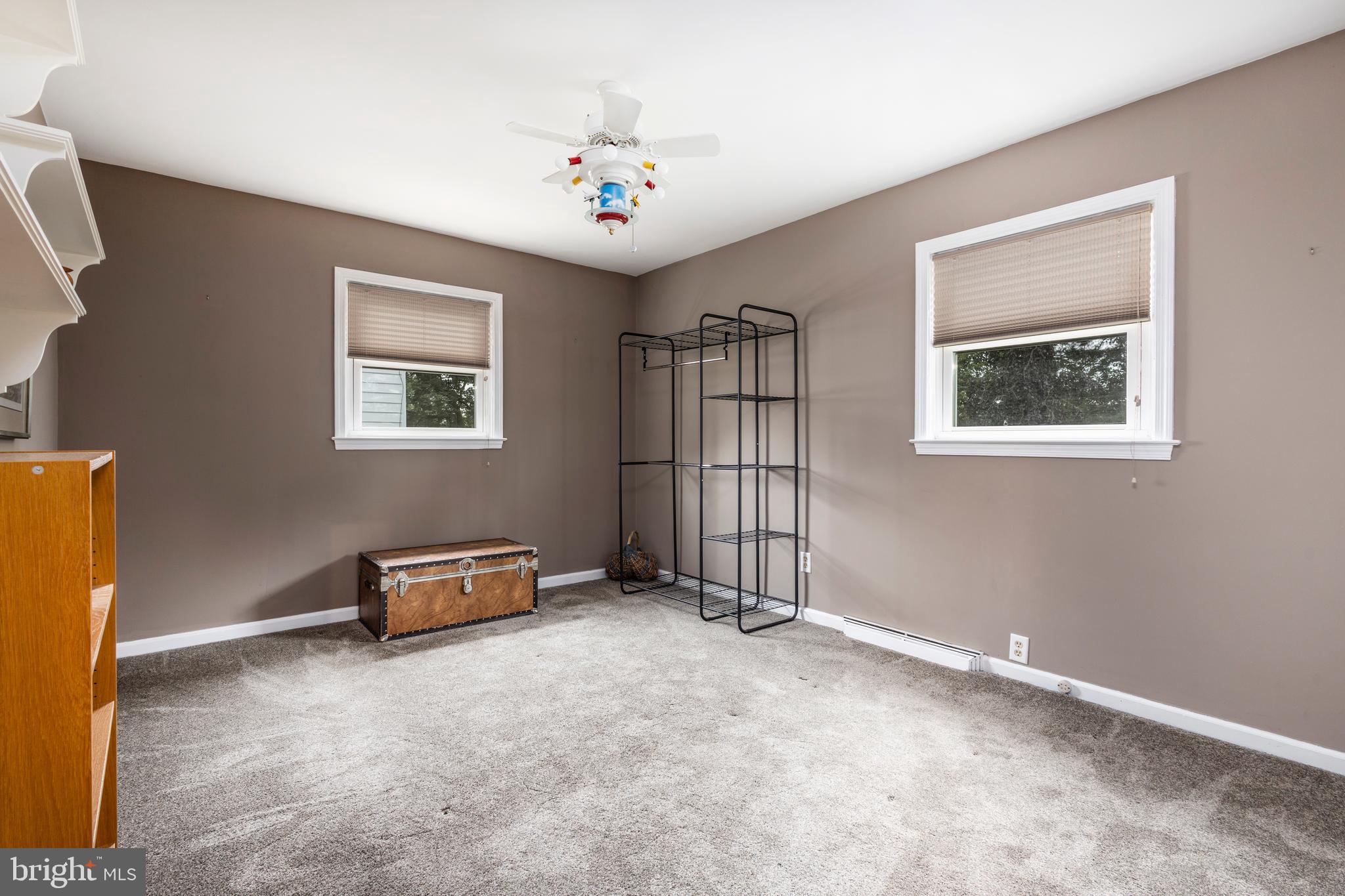 BRENTWOOD MANOR - Residential