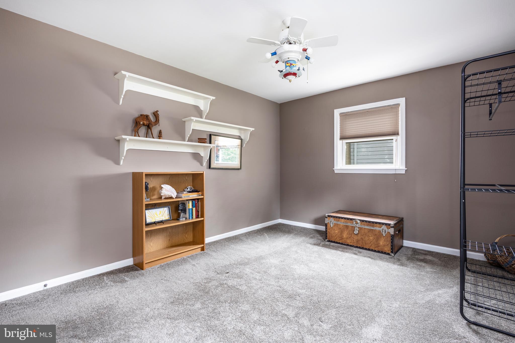 BRENTWOOD MANOR - Residential