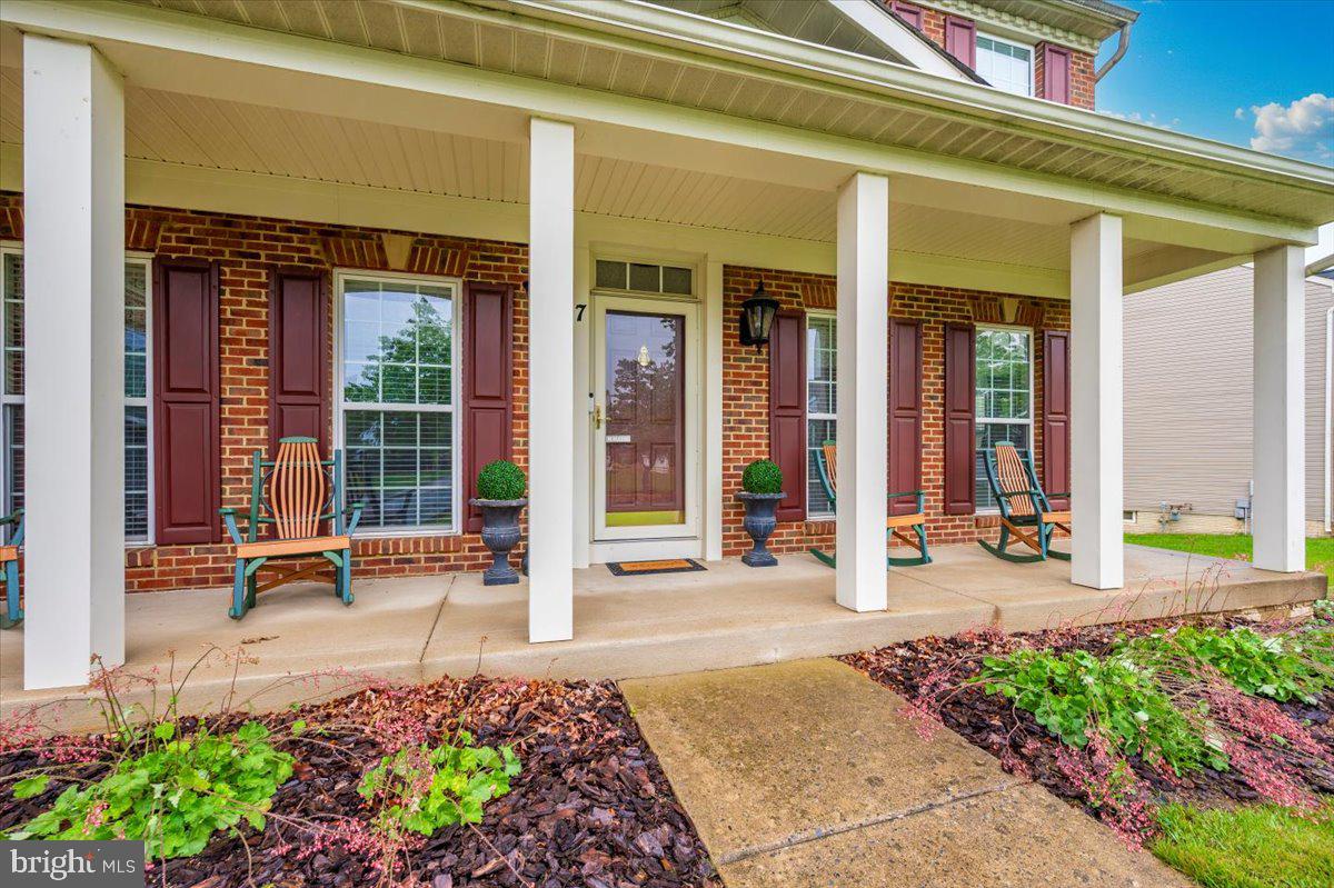 GALYN MANOR - Residential