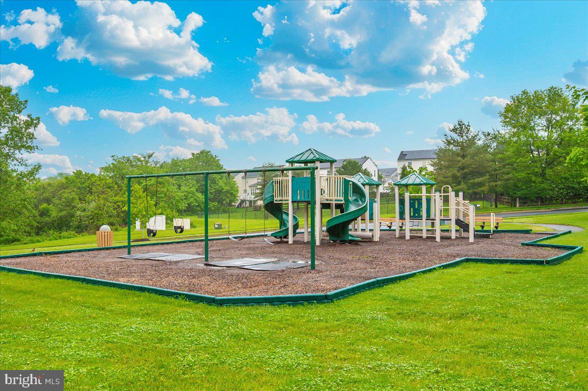 GALYN MANOR - Residential