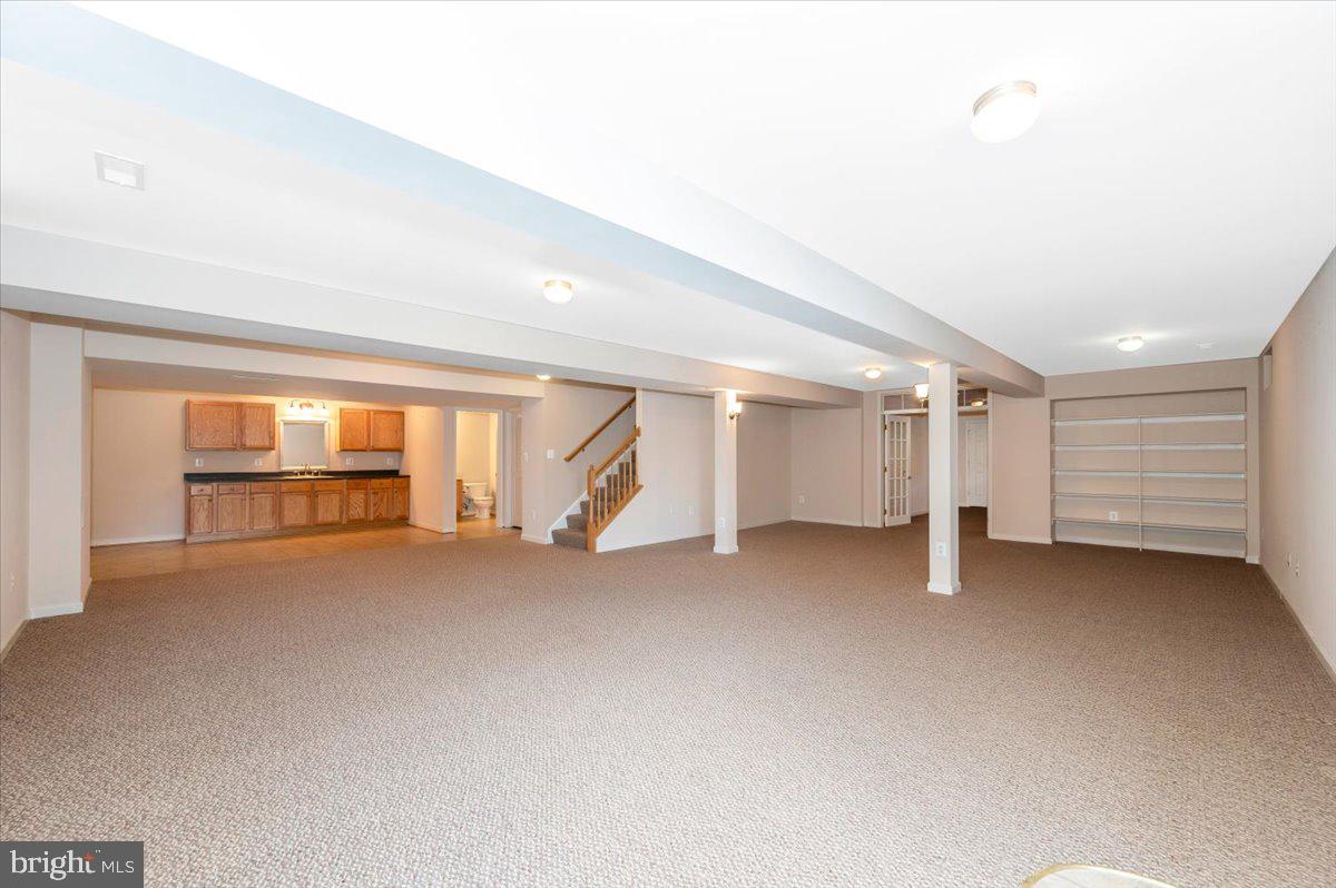 GALYN MANOR - Residential