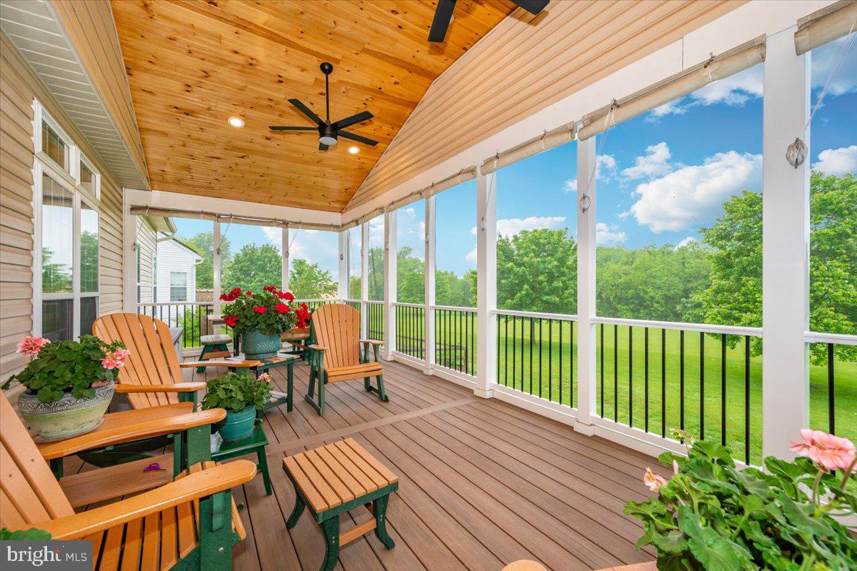 GALYN MANOR - Residential