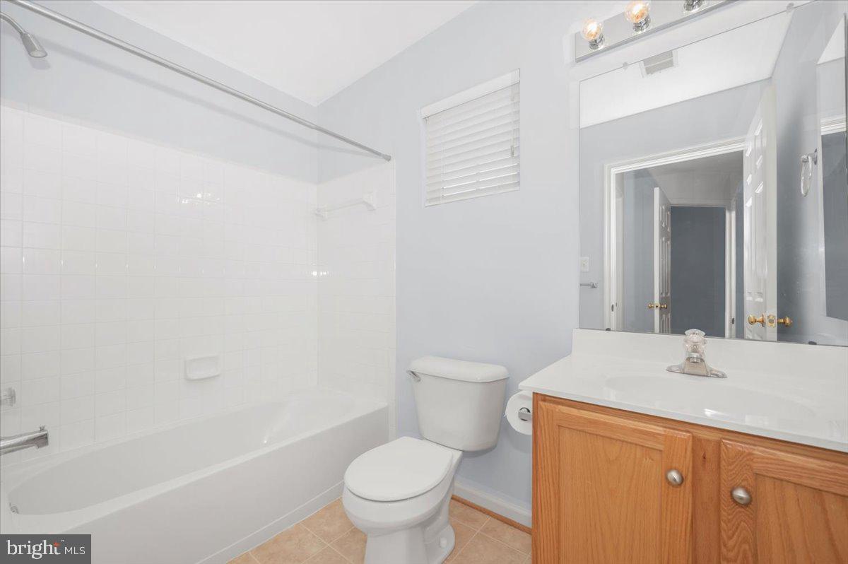 GALYN MANOR - Residential