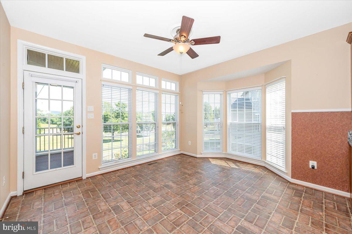 GALYN MANOR - Residential