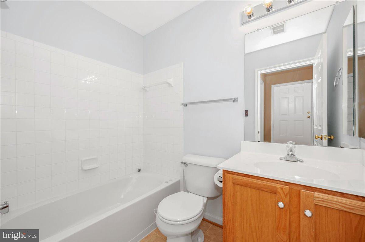 GALYN MANOR - Residential